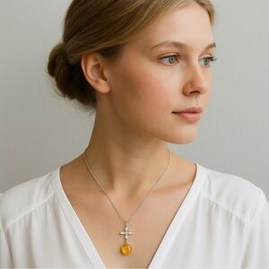 Sterling Silver Crystal pendant necklace w/ flower  & round cut citrine 💎